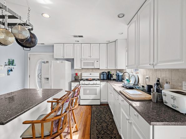 stamford-connecticut-177194309 picture