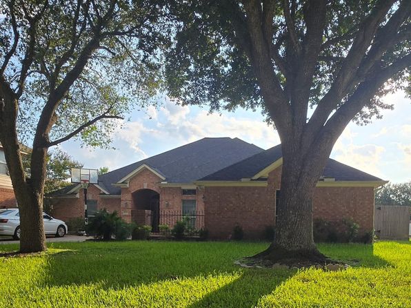 6802 Rhodes Ct