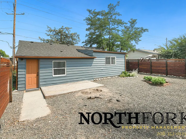 2479 N Maple Grove Rd — Photo 10