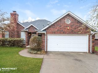 2616 Shady Tree Ln, Edmond, OK 73013