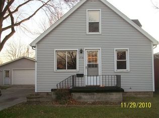 1716 Whipple St, Port Huron, MI 48060