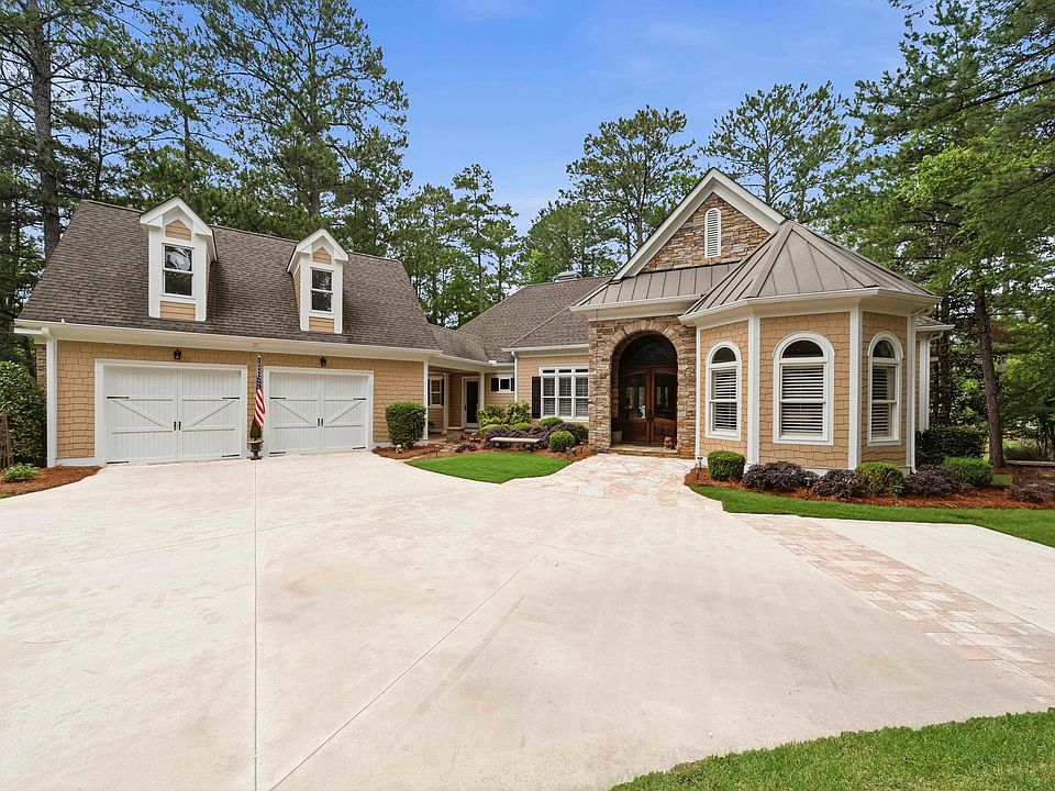 1st image of 1051 Cawthorne Ln