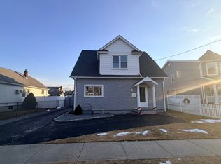 1924 Commonwealth Ave FLOOR 2, Merrick, NY 11566