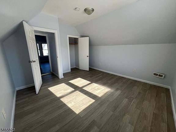 5th image of 13 Garwood Pl