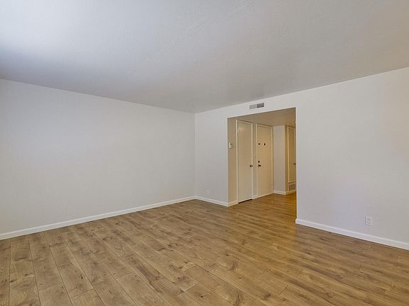 3rd image of 747 Colorado Ave APT B