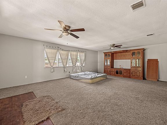 5th image of 25080 Lakeshore Dr