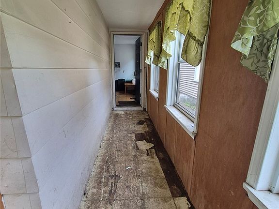 2nd image of 132 Hoefler St
