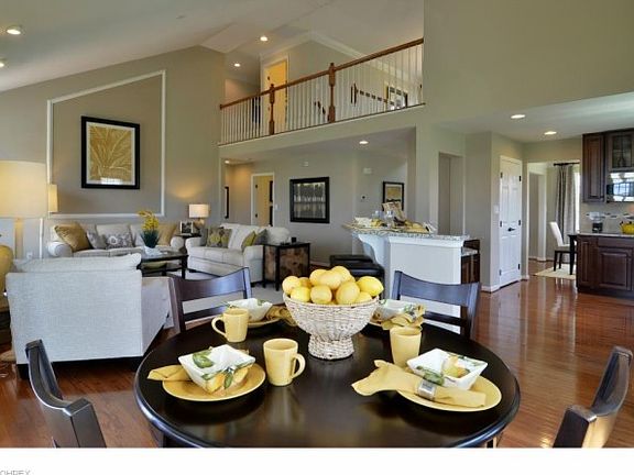 2nd image of 3114 Woodland Trl