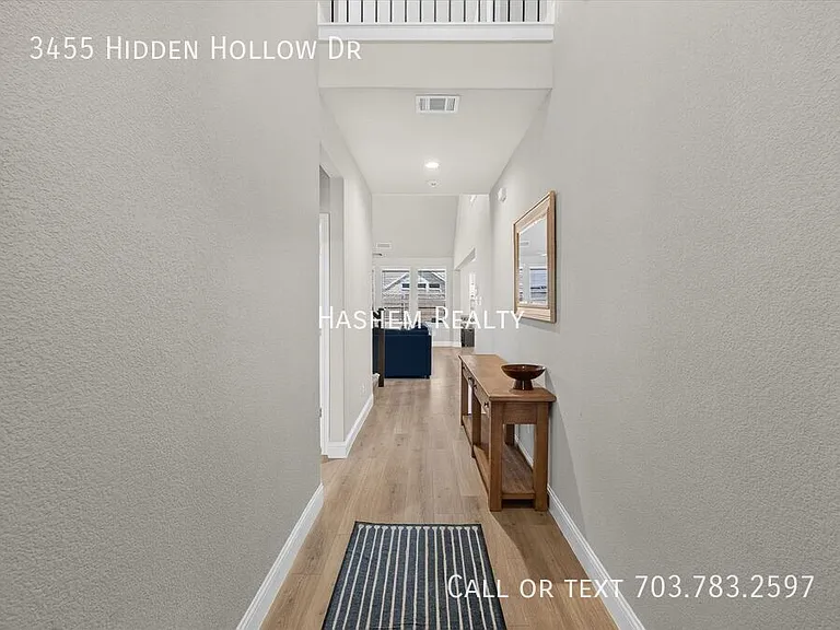 3455 Hidden Hollow Dr — Photo 4