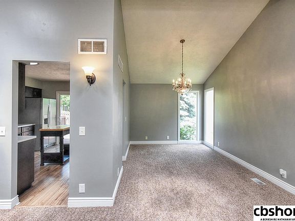 5th image of 16512 Martha St