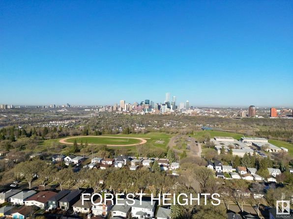 8107 105th Ave NW, Edmonton, AB T6A 1B3