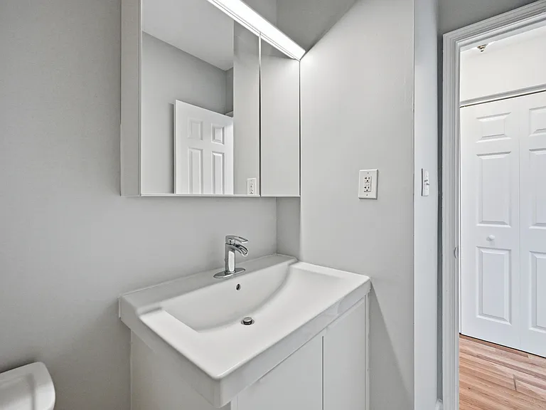1211 Potomac Ave SE #B — Photo 15