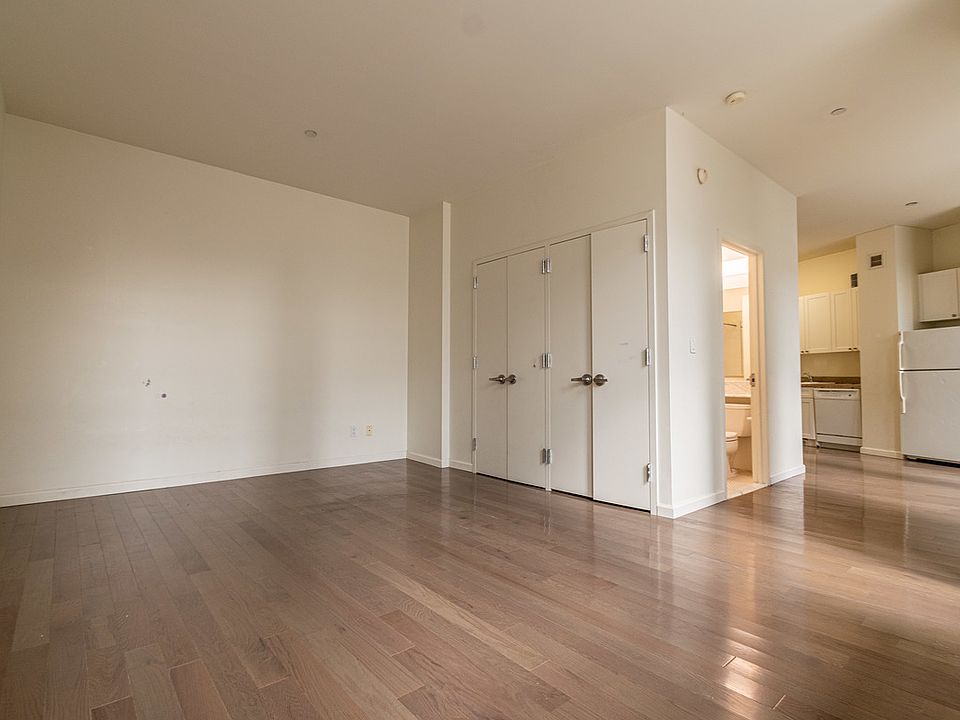 1st image of 15 Park Row APT 15A