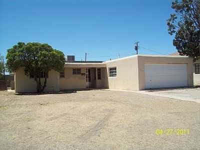 1st image of 2705 N Northwest Dr
