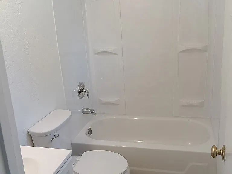 428 Elliot St #20 — Photo 3