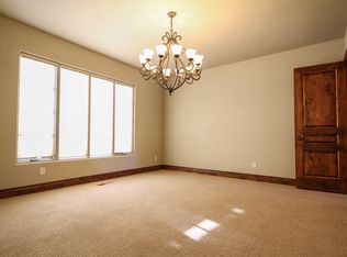 1548 W Woodsview Ln, Saint George, UT 84770