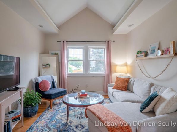 1058 Pulawski St SW UNIT 2