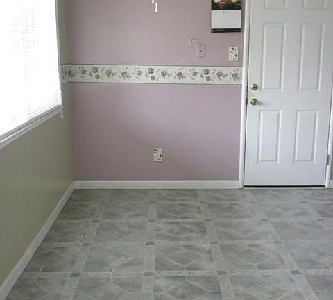 4th image of 2220 Kinsington St