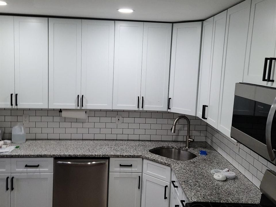 2nd image of 34 Deerfield Ln #31