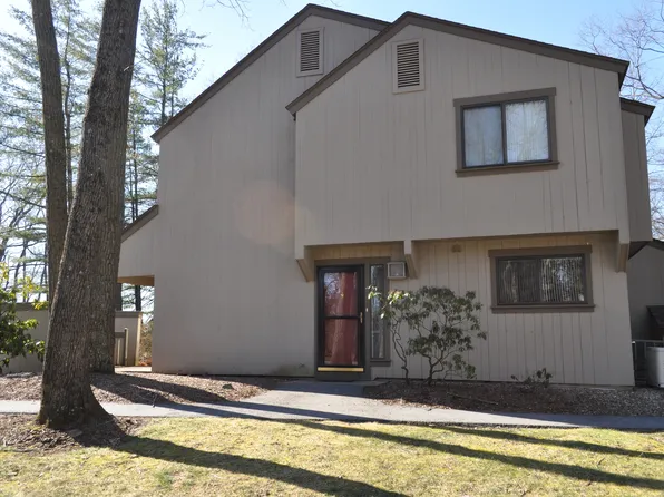 1 Cottonwood Drive #1, Avon, CT 06001