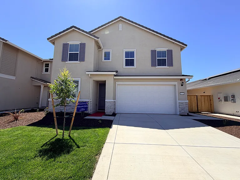8371 Valpane Way — Photo 1