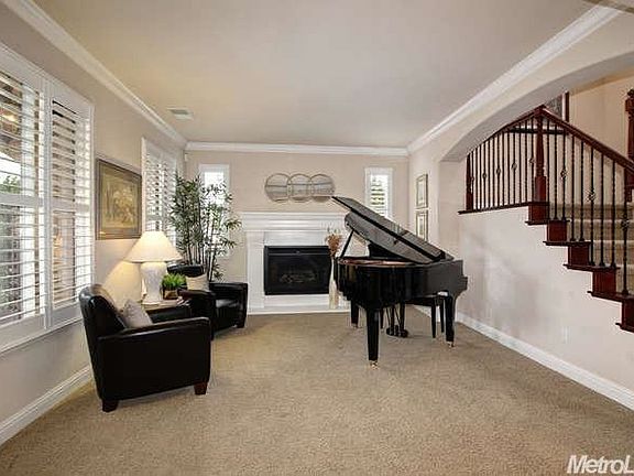 4th image of 301 Boron Ct