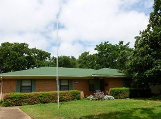 427 Nottingham Dr, Irving, TX 75061