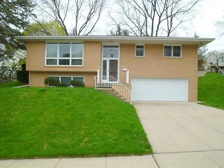 1st image of 2132 Delicia Dr