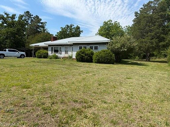 2nd image of 571 Garner Rd