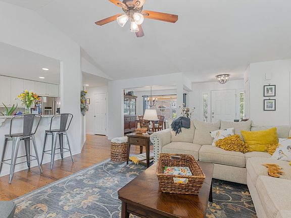 5th image of 4739 Greenbelt Dr