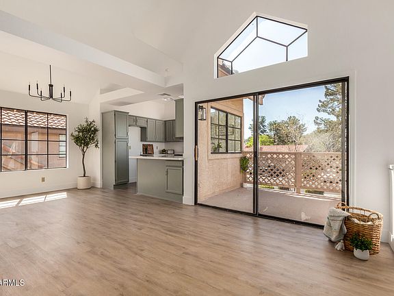 4th image of 1001 N PASADENA -- #5