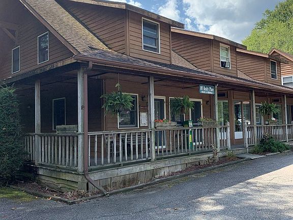 3rd image of 9189 Nc Highway 105 S APT 12