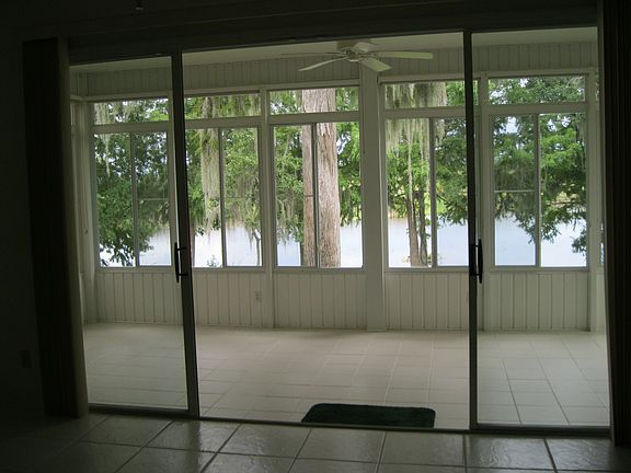 4th image of 219 River Village Dr