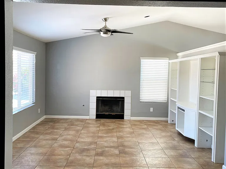 30399 Sterling Rd — Photo 9