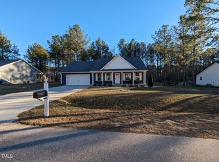 190 Ridge Dr, Louisburg, NC 27549
