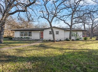 6417 Forest Hill Dr, Forest Hill, TX 76119