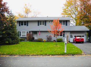5830 Durham Ln, East Syracuse, NY 13057