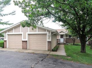 4419 N Valley Dr NE, Grand Rapids, MI