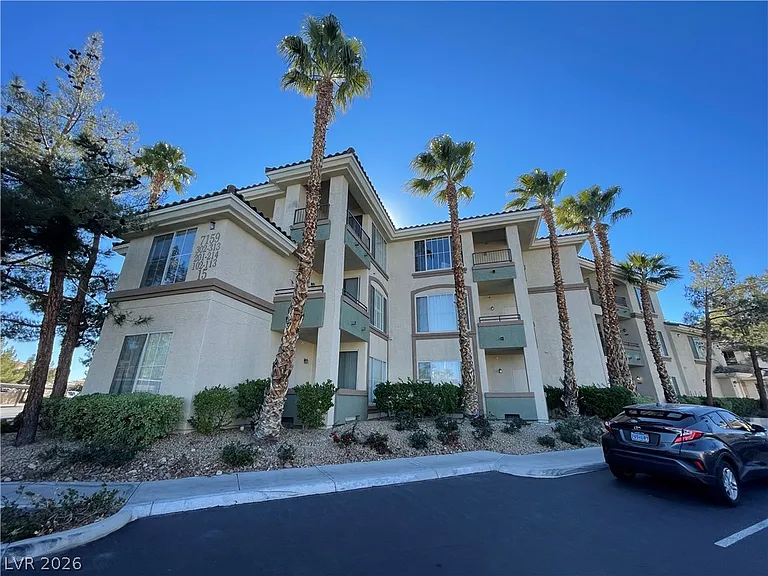 7159 S Durango Dr #305 — Photo 2