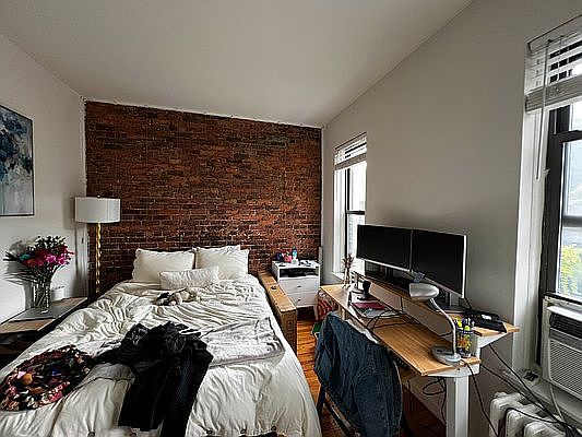 2nd image of 229 E 84th St APT 4B