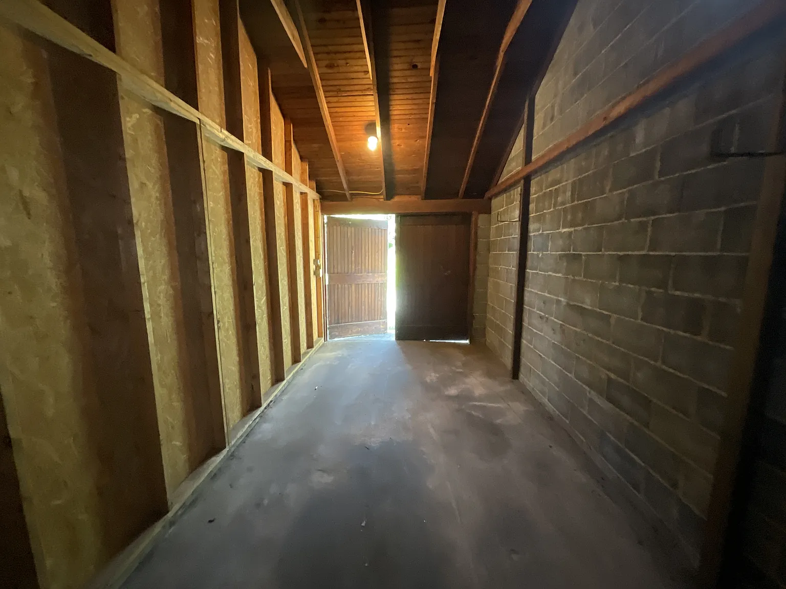 429 S Second St, Chambersburg - Garage 1 — Photo 4