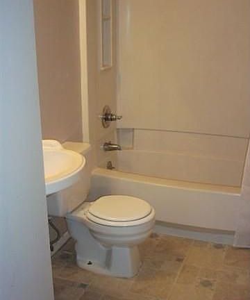 5th image of 505 E Claflin Ave