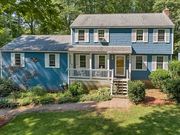10 Twinbrook Drive, Derry, NH 03038