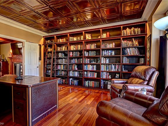 3rd image of 1847 Cedarhurst Dr