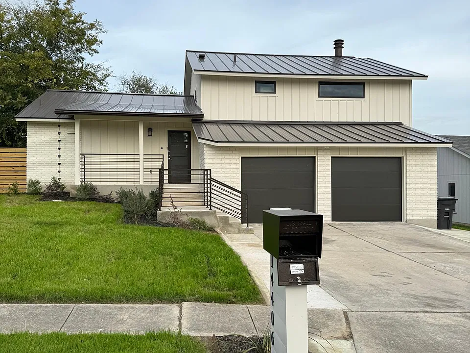 14406 Bluewood Dr
