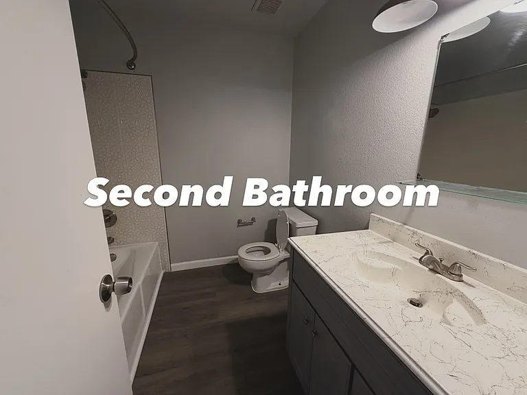 112 Forestwood Dr — Photo 1