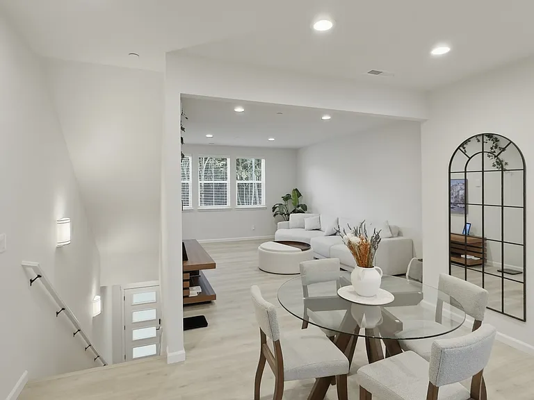 121st Street Ct E — Photo 10