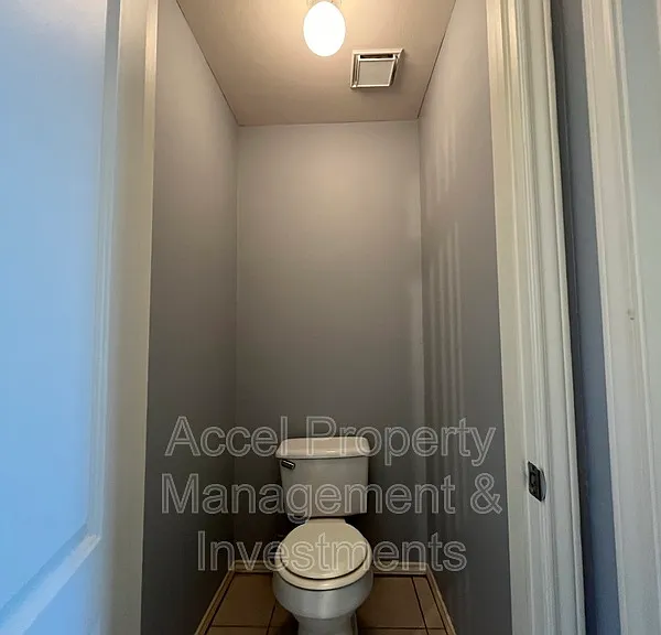 1522 W Nolana Ave #A — Photo 11