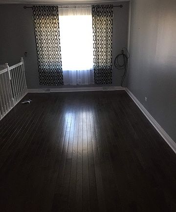 3rd image of 16310 Parliament Ave