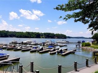 113 W Tattersall Dr UNIT 40, Statesville, NC 28677